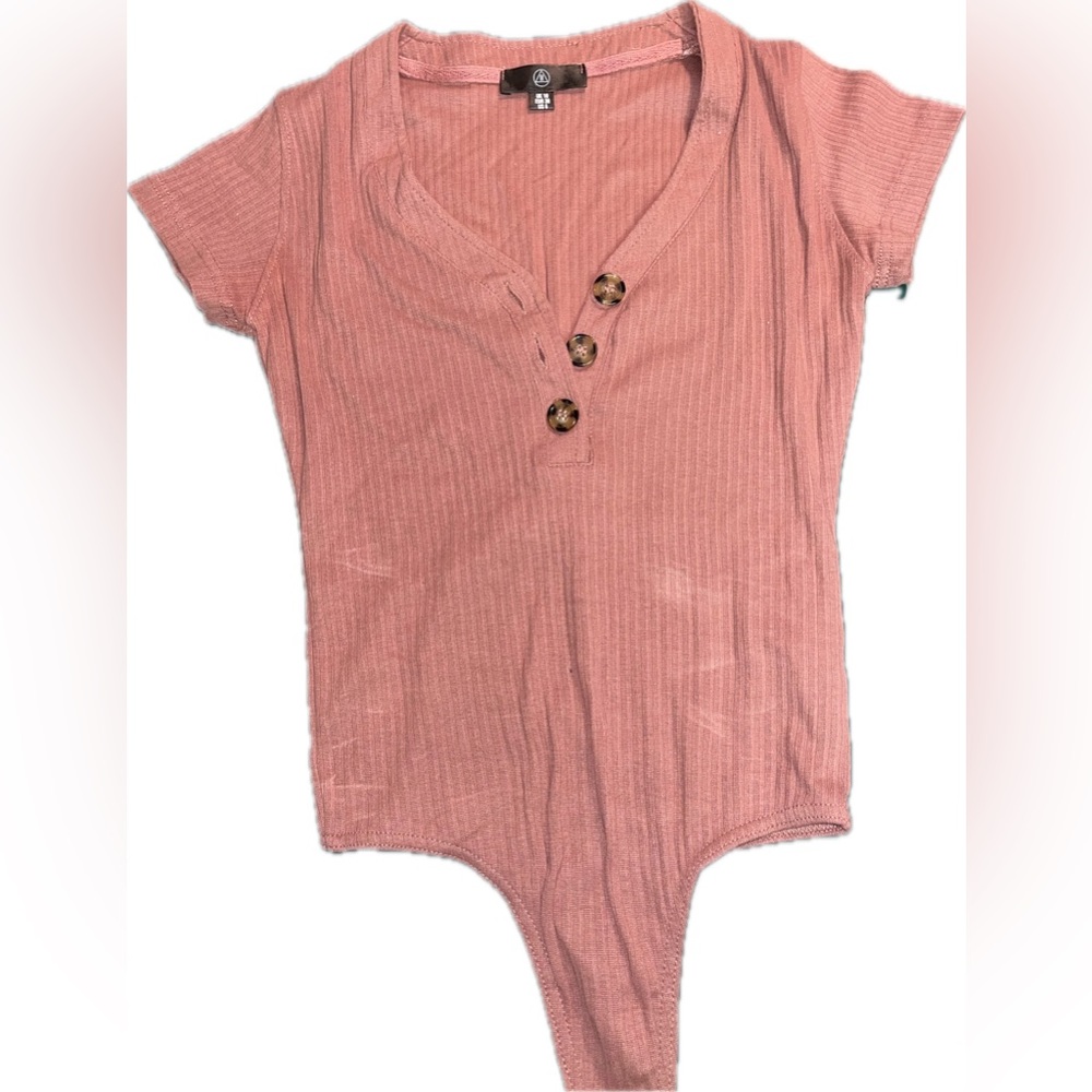 Misguided short sleeve sweater button down bodysuit pink ribbed